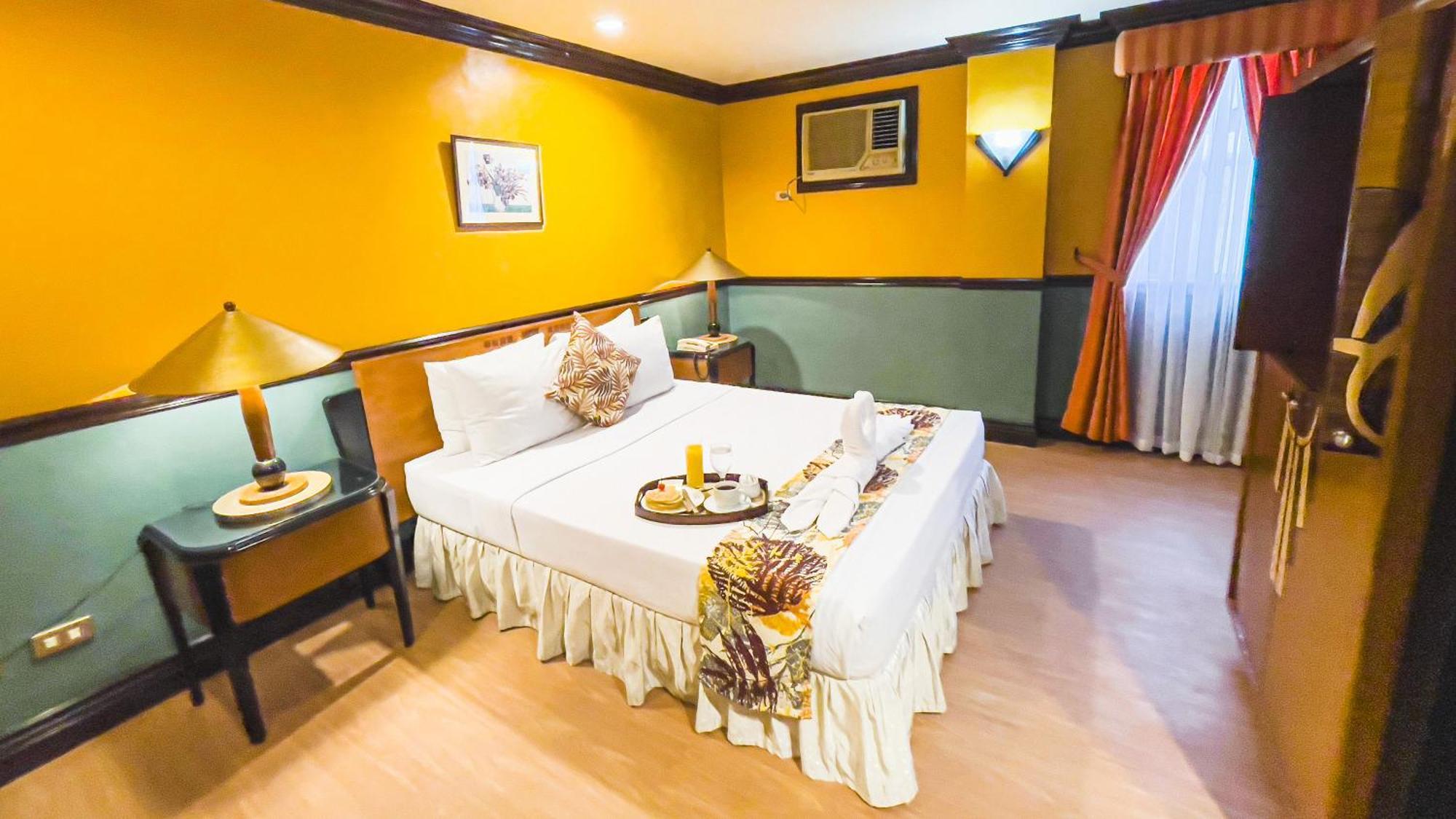 Hotel Miramar Manila